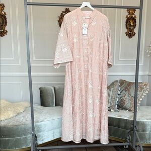 NWT Blush Pink Embroidered Maxi Dress Size Large